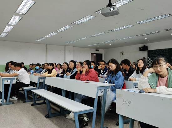 说明: 1600440453780