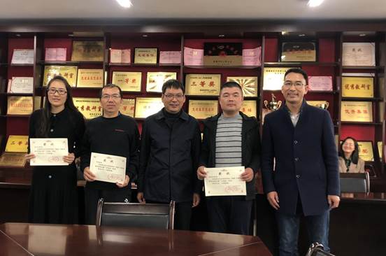 说明: a0aedd7ec42de2dd935c06002f0895b